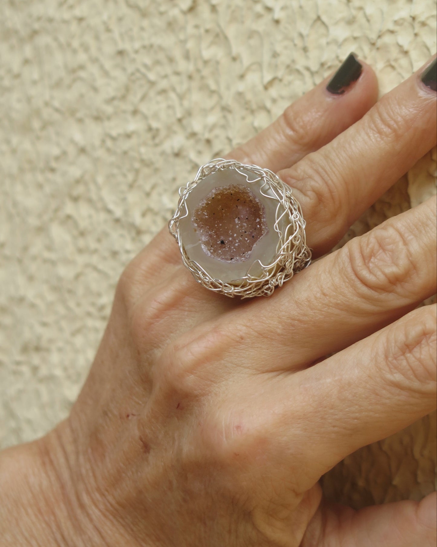 Anel Prata Costurada | Geodo de Ágata